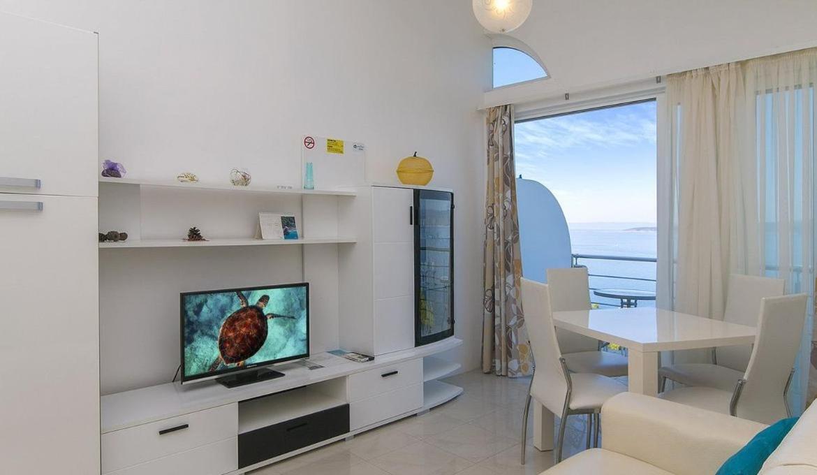Villa Issea بريلا المظهر الخارجي الصورة