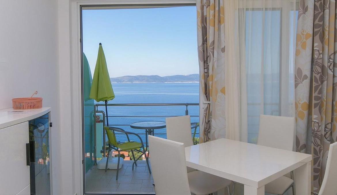 Villa Issea بريلا المظهر الخارجي الصورة